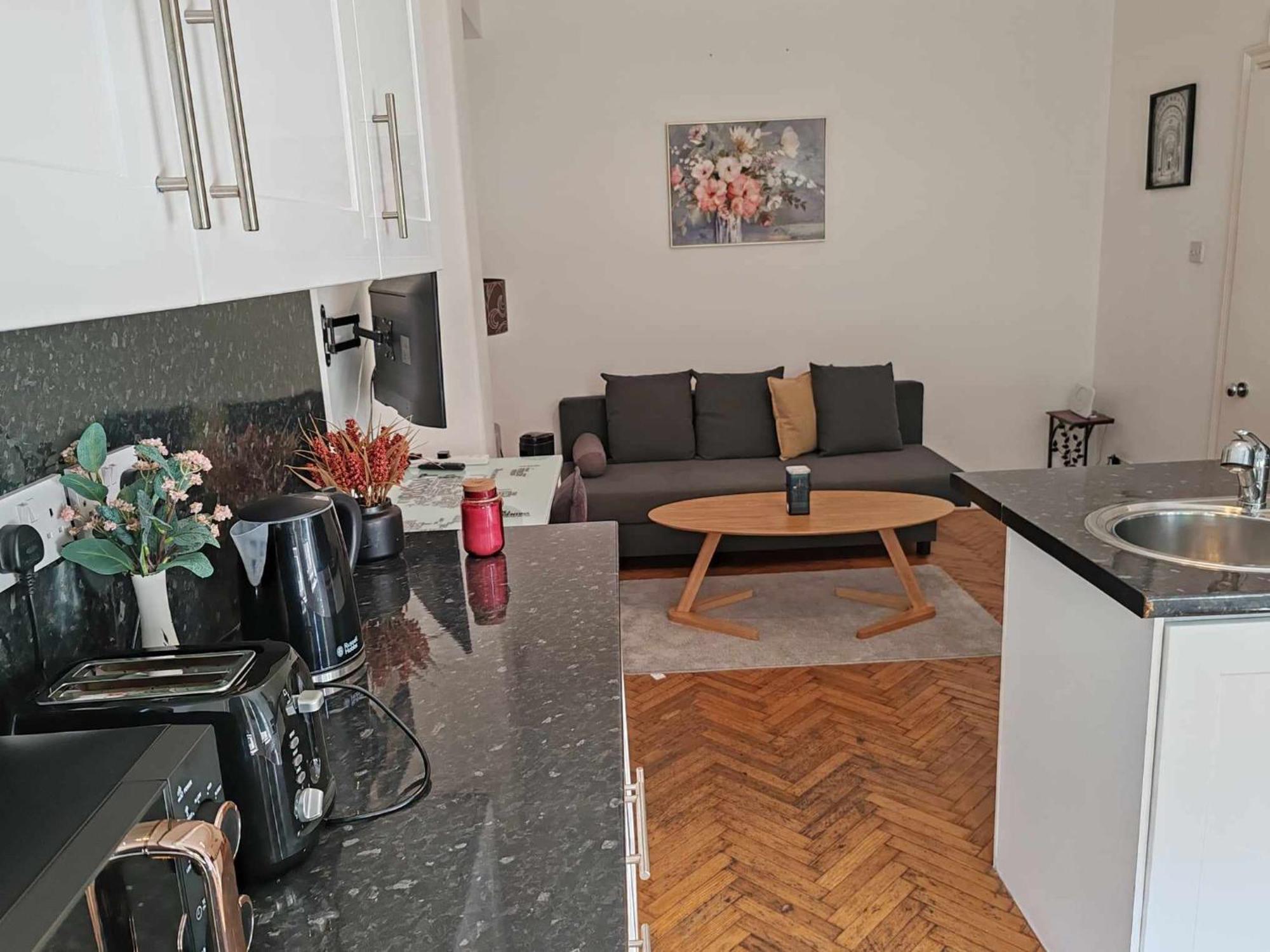 One Bedroom Apartment By Bayswater, Hyde Park 런던 외부 사진