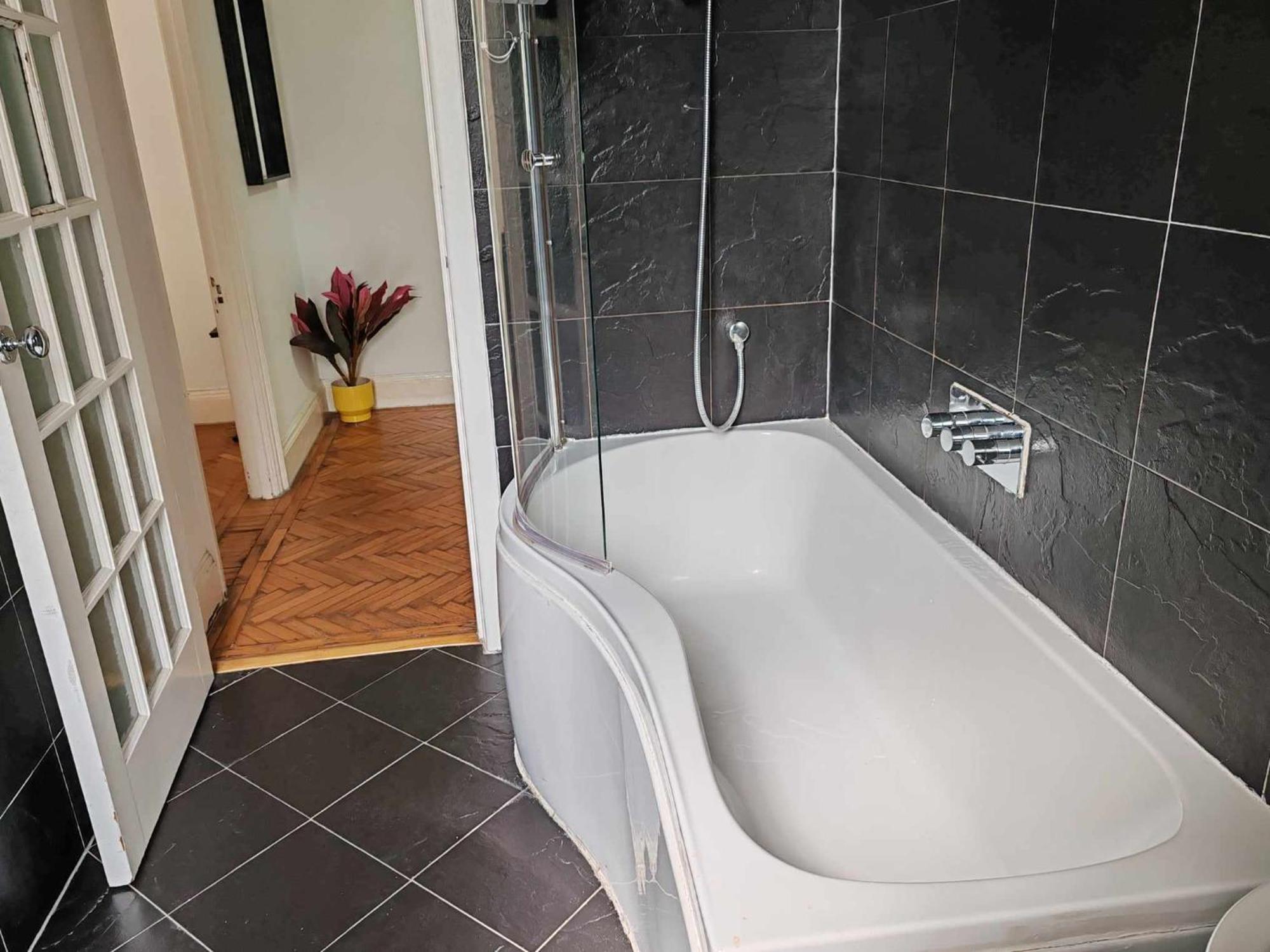 One Bedroom Apartment By Bayswater, Hyde Park 런던 외부 사진