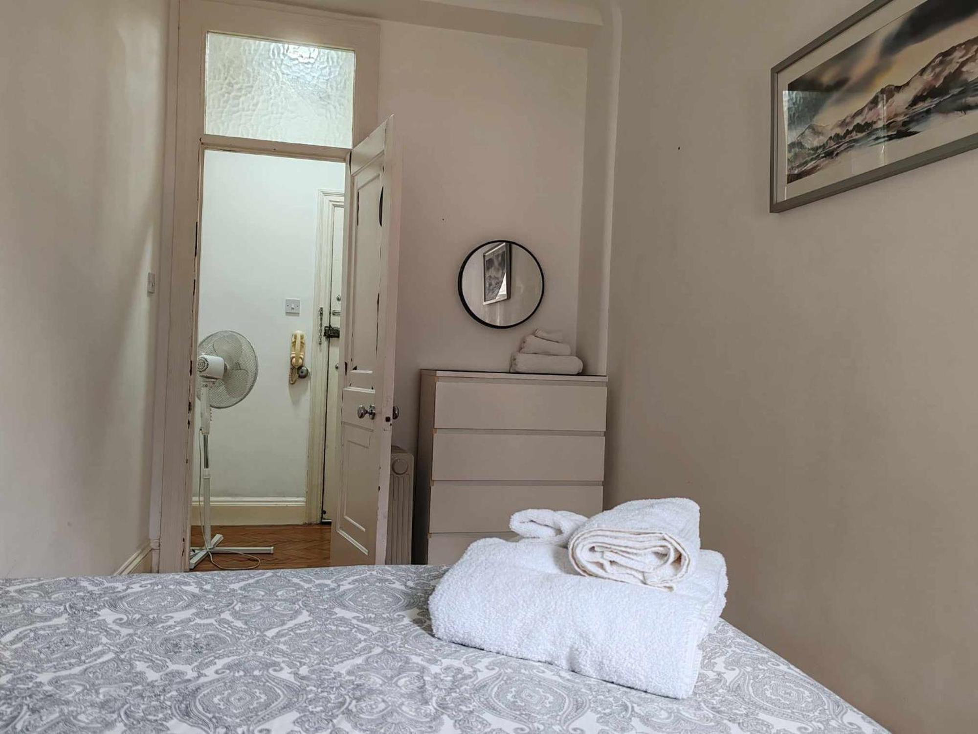 One Bedroom Apartment By Bayswater, Hyde Park 런던 외부 사진