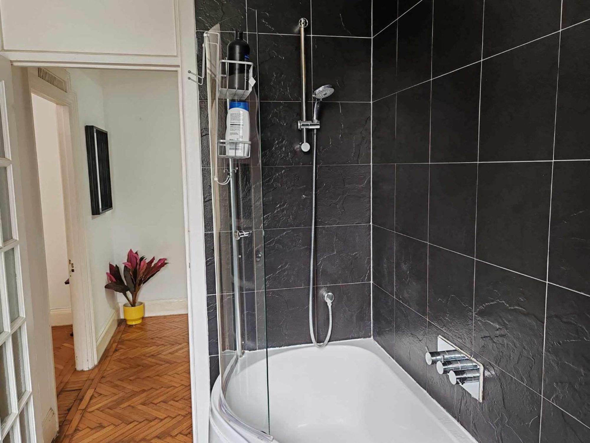 One Bedroom Apartment By Bayswater, Hyde Park 런던 외부 사진